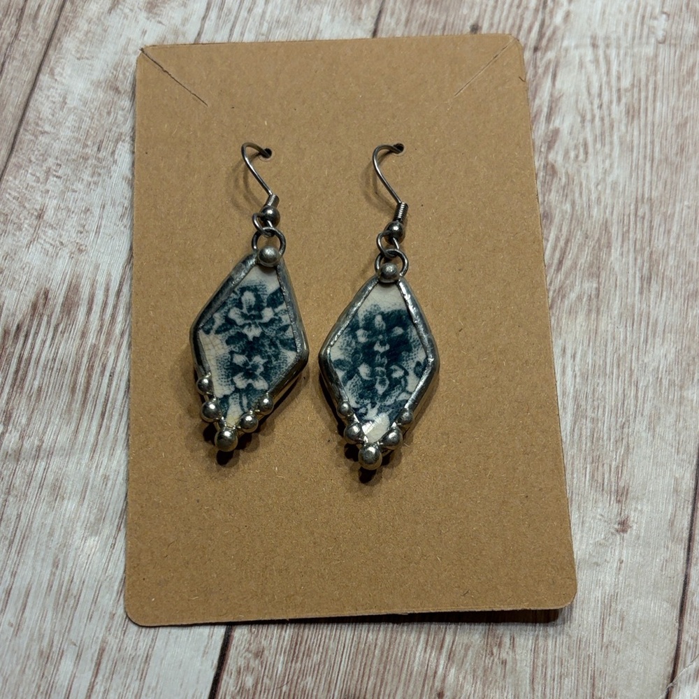 Ming Dynasty Jewelry Elegant Porcelain Set in Silver Earrings